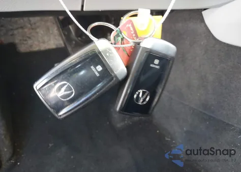 2017 Acura Tlx из США, поврежденный, VIN 19UUB1F31HA002463